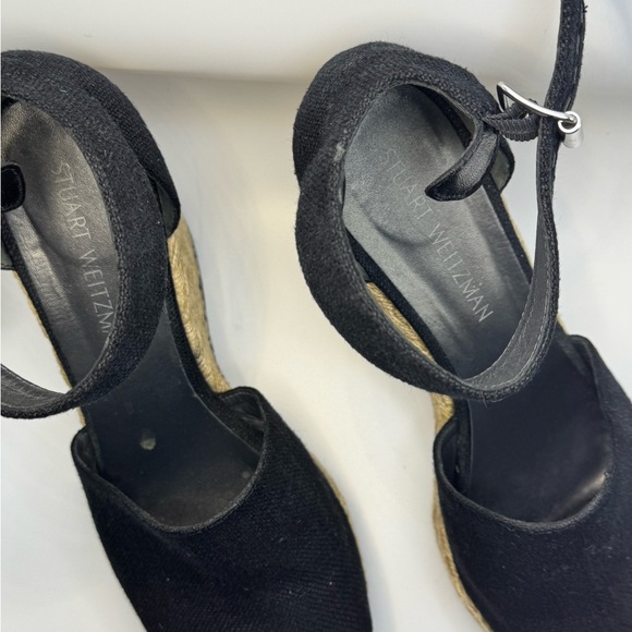 Stuart Weitzman Black and Tan Wedge Sandals - Picture 4 of 6